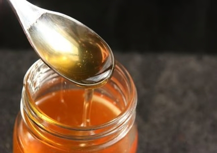 岐阜県上石津産・河本さんちのはちみつ(それぞれ異なる種類の百花はちみつ)500g×2本