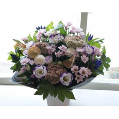 ふるさと納税 筑西市 【2週間毎定期便】仏花アレンジメント/Mサイズ〜花瓶不要!届いてそのまま飾れます全24回 |  | 01