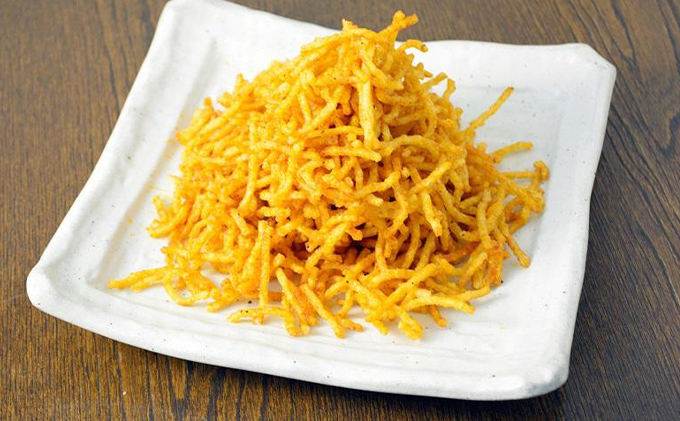 
                  冷麺チップス チリペッパー味 40g×10袋 セット ベアレンビール酵母入り 盛岡新名物 スナック チップス スナック菓子 お菓子 菓子 おやつ 盛岡冷麺 冷麺 ご当地 ご当地グルメ 辛口 ピリ辛 おつまみ つまみ 晩酌 岩手県 盛岡市 東北 岩手 盛岡 株式会社バセロン
                