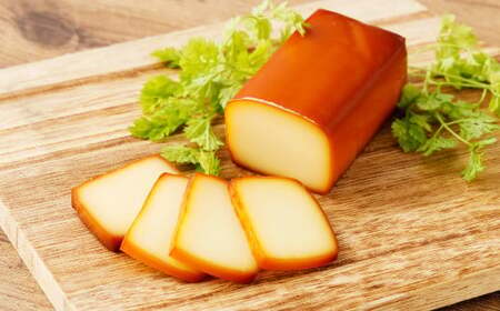 野艸煙小屋のスモークチーズ 4本入り 1箱（80g×4本） | スモークチーズ チーズ おつまみ 燻製 岐阜県 美濃加茂市