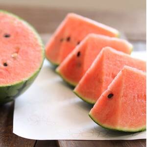 甘さがギュッ!とつまったシャリシャリ食感の藪塚こだまスイカ4玉(令和8年5月～6月発送)_果物・フルーツ すいか  スイカ 西瓜_【配送不可地域：離島】【1213152】