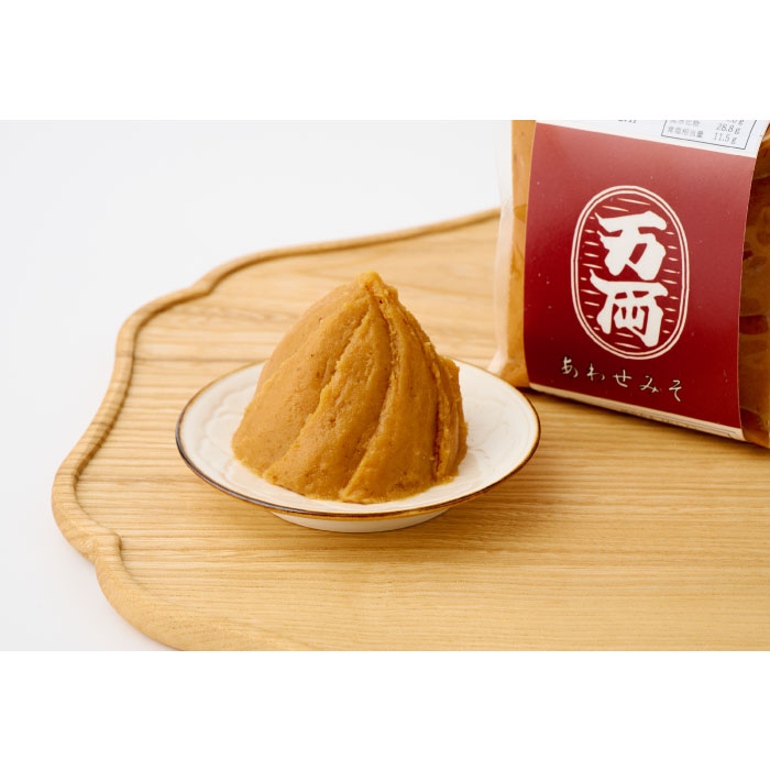 万両の特選みそセット ギフト箱 (D-5) 【九州 あまくち しろみそ あかみそ あかだし あわせ むぎ】(H016174)