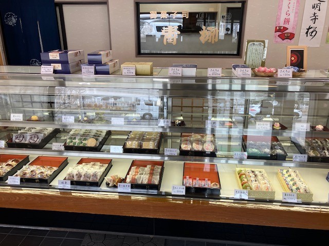 やさしい味わいの信州を感じるフルーツゼリーです。