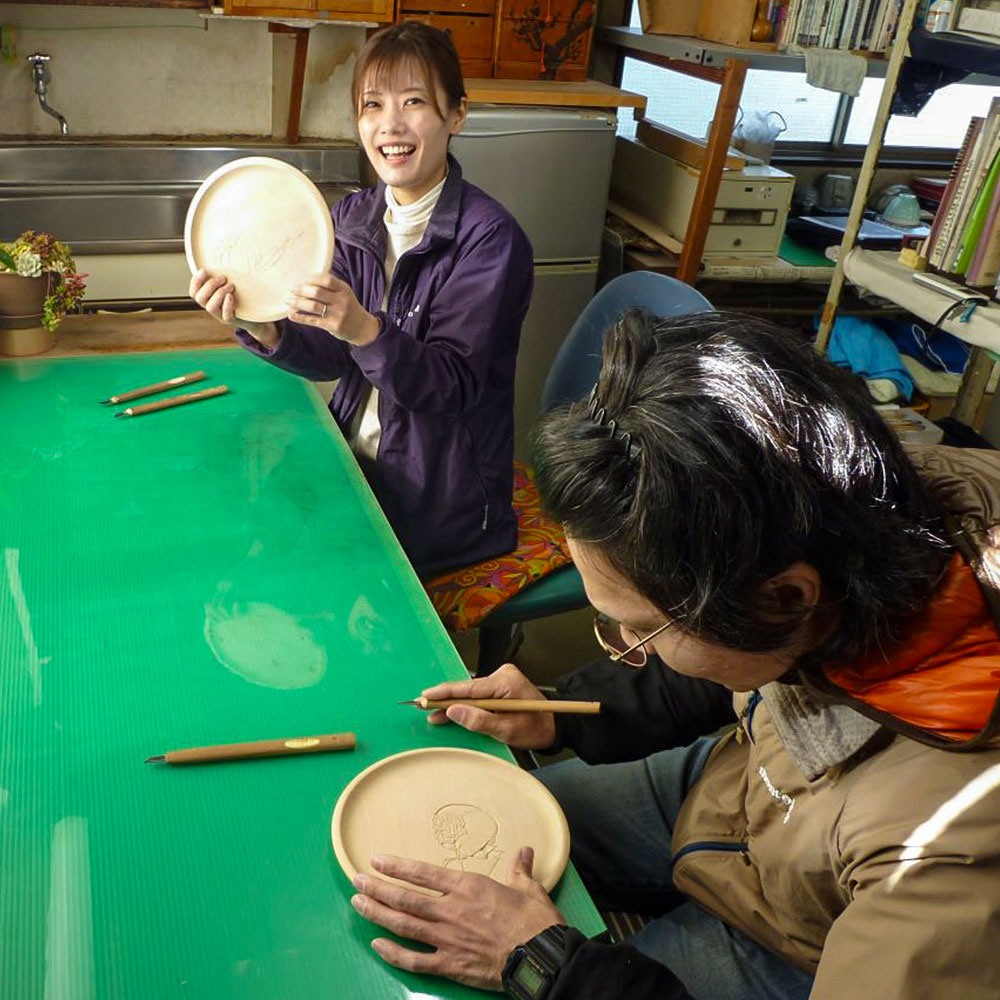 【ふるさと納税】【平日限定】栃の木を使用した木彫り体験チケットB（1名様分）　体験チケット・木彫り体験・1名様