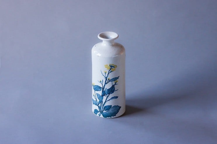 
                  23-207　網田蒼土窯　菜の花文花瓶　熊本県伝統的工芸品
                