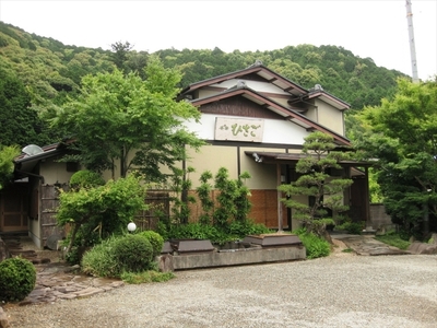 ミシュラン一つ星　天然ぼたん鍋  2名様　食事券