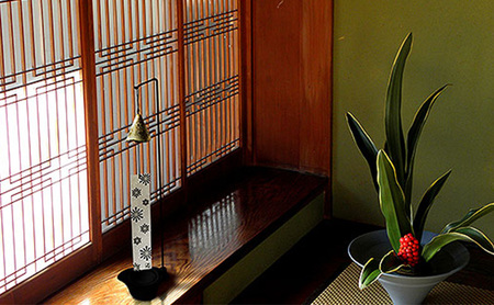 南部鉄器 風鈴・スタンドセット HANABI（アイボリー）