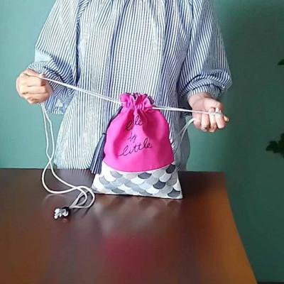 ふるさと納税 多摩市 毎日のお出かけを軽やかに　きんちゃくポシェット　暖色系　*色柄おまかせください