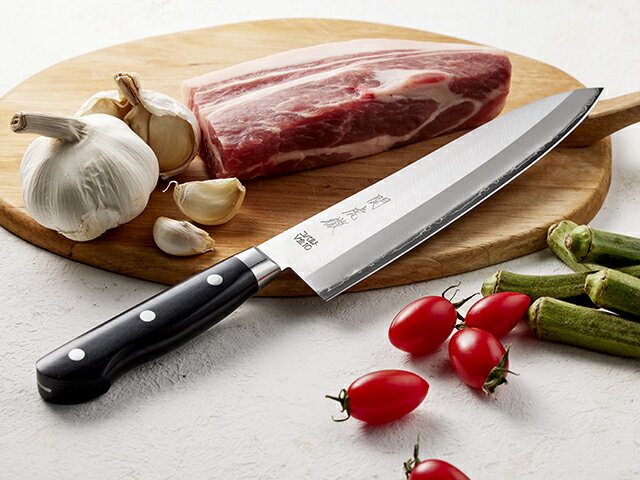 【ふるさと納税】関虎徹 V金10号 牛刀包丁200mm YG301