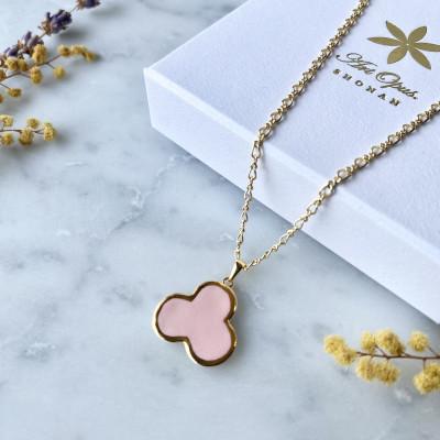 ふるさと納税 茅ヶ崎市 ArtOpus. ネックレスピアスセット ファミリア ピンク 湘南 茅ヶ崎市 陶磁器 アクセサリー |  | 01