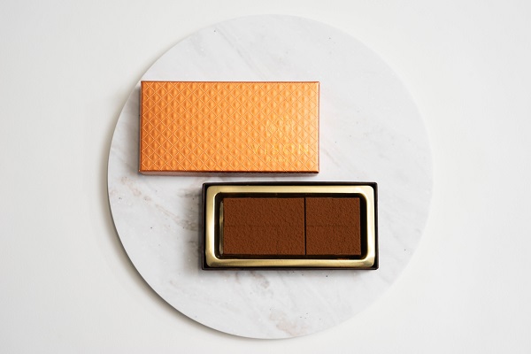 至高の生チョコ（スイート） 10粒 チョコレート 生クリーム ビター チョコ ハイカカオ スイーツ お菓子 箱入り 贈答品 贈答用 ギフト 三重県 多気町 コンフィチュールアッシュ VCH-24