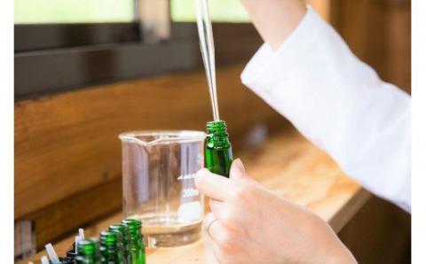 【小国町森林組合】阿蘇小国杉 小国杉 アロマ エッセンシャルオイル SDGs 天然精油 1000ml 業務用 柑橘系 爽やか 精油 ルームフレグランス リラックス効果 Made in Aso-Ogun