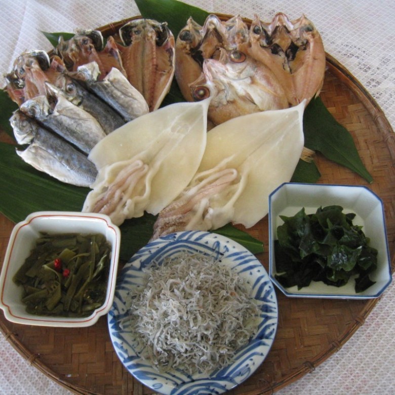 萩のおいしいお魚セット 6種 あじ のどぐろ イカ 一夜干し わかめ ちりめん
