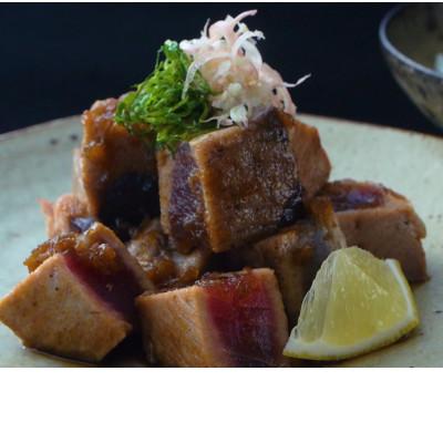 ふるさと納税 御前崎市 日光丸自慢の一本釣りカツオ使用!カツオシーステーキ 約1,200g(約400g×3)ステーキソース付