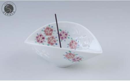 有田焼 お香立〈花集文〉【赤絵白磁硯処 雪月花】手描き 伝統工芸 お香立て 花柄 赤絵 インテリア 25000円 A25-585