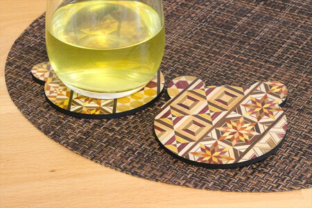 【箱根寄木細工　くまの形がかわいい貼りコースター２枚セット】いつもの暮らしにおしゃれなアイテムを【 コースター 神奈川県 小田原市 】