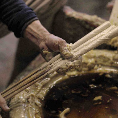 国内産ハゼの実蝋を100%使用　【秋冬】岡崎手描き絵ろうそく2本5セット(黒箱入り)約10cm