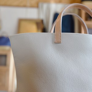 BB002-1　竹と牛革のカゴバッグ　オフホワイト