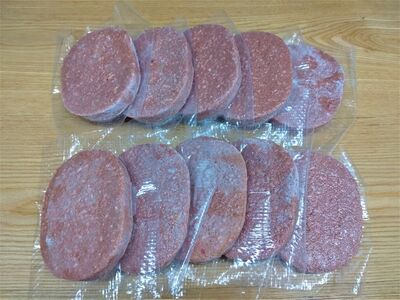 黒毛和牛100%使用　ハンバーグ150g　10個　合計1.5kg【ハンバーグ　はんばーぐ　冷凍　冷凍生　便利　簡単　牛肉　和牛　ビーフ　黒毛和牛　個包装　北海道　十勝】(AQ0004)