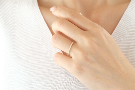 ダイヤ　ハーフエタニティリング　K18【サイズ：8号～20号（1号刻み）】