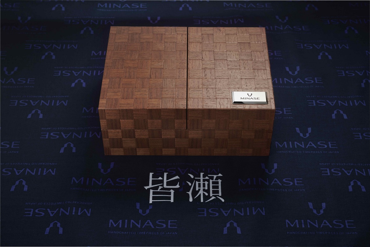 MINASE時計 Uruga42 クロコベルトタイプ（UG03-LBKNGY-SSD）【協和精工株式会社】[F11930]
