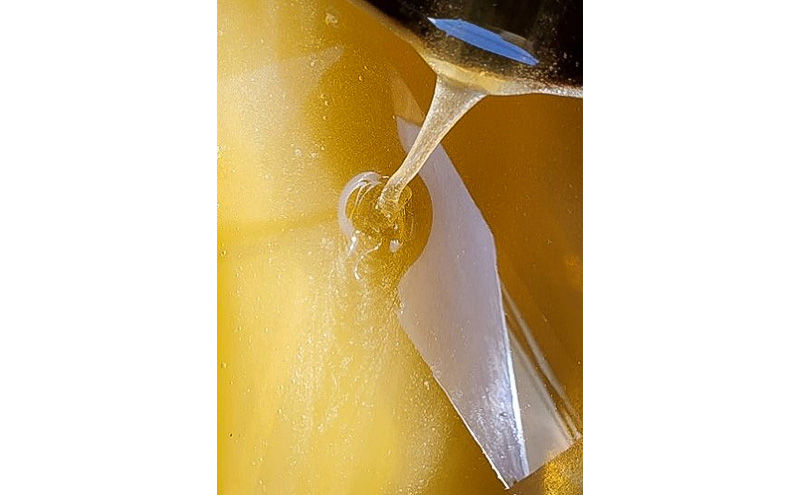 盛岡市 大西養蜂場 無添加・無加工 はちみつ《夏の百花（やぶからし）》600g