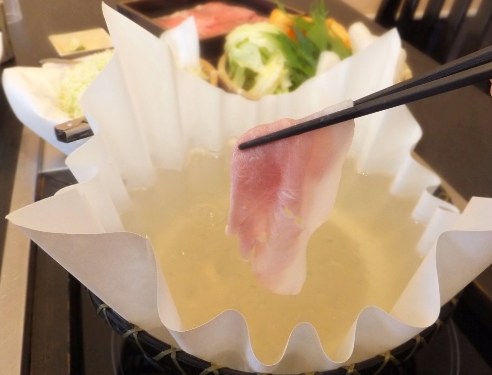 信州 飯田 ブランド豚 「 幻豚 」 焼しゃぶ にも おすすめ! しゃぶしゃぶ 用 バラ & モモ ( 合計 1kg ) セット  | 豚肉 ポーク お肉 しゃぶしゃぶ 肉 信州 長野県 飯田市