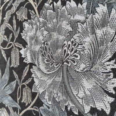 ふるさと納税 岡崎市 ウィリアムモリス　ハニーサクルアンドチューリップ　モダン掛け軸 |  | 01