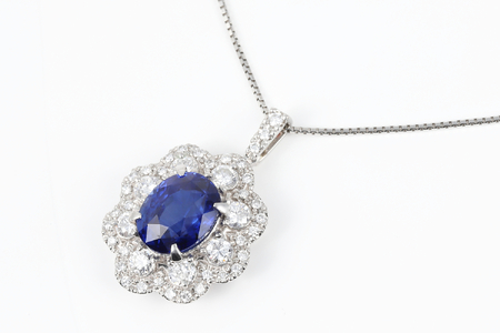 【ふるなび限定】【一点もの】サファイア（4.01ct）ダイヤモンドプラチナペンダント　R115　K06138-H　FN-Limited-SP