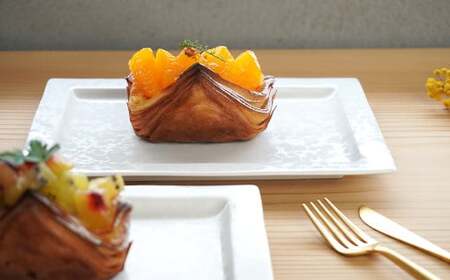 有田焼 21cm リム長角プレート ホワイトブレブ 2枚 セット【金善製陶所】食器 器 うつわ 磁器 陶磁器 プレート リムプレート デザート皿 長角皿 皿 シンプル ペア 白 do018
