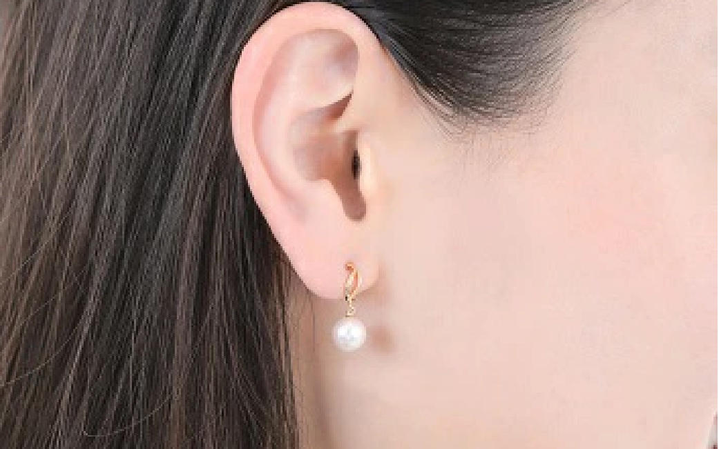 706　K18YGあこや本真珠ピアス　カーブライン7mmUP　　K18 イエローゴールド あこや真珠 ピアス 伊勢志摩 アクセサリー ジュエリー フォーマル カジュアル ギフト 伊勢市 18金 人気 