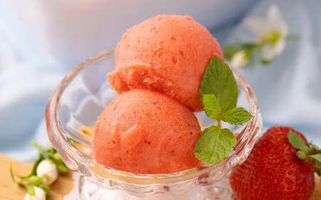 福岡県産 濃厚あまおう ジェラート 1000ml 苺 いちご あまおう アイス 国産【2026年4月上旬より順次発送予定】