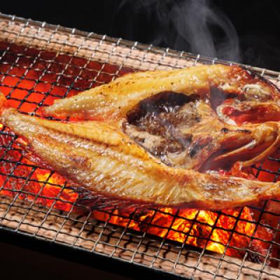 ふるさと納税 釧路町 北海道産「キンキ 吉次(キチジ) メンメ」一夜干し 約300g×1尾 深紅に輝く魚体が美しい干物 |  | 01