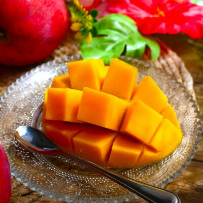 【ふるさと納税】【2026年6月から順次発送・化粧箱】JAおきなわが厳選したアップルマンゴー2kg(3～6玉)【配送不可地域：離島】【1681769】