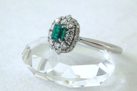 【ふるなび限定】【一点もの】Pt900　コロンビア産エメラルド（0.20ct）ダイヤモンドリング　K59　K06122-H　FN-Limited-SP