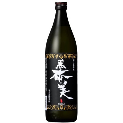 
            黒糖焼酎　黒奄美　25度　900ml【1635382】
          