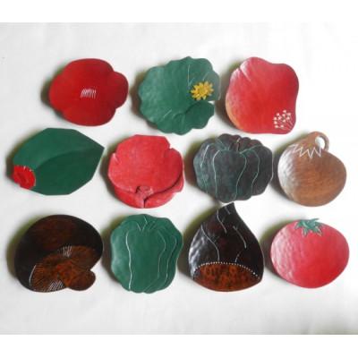 ふるさと納税 伊達市 【漆器】花柄の豆皿 5枚と野菜の柄の豆皿 6枚　計11枚セット(各直径 約8〜11cm)