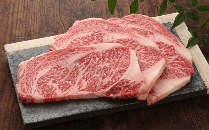 
            【数量限定】【GI認証】くまもとあか牛リブロースステーキ 約200g×3枚 / 菊陽町 あかうし 熊本県 肉 にく niku ブランド 旨み 【有限会社 三協畜産】 [BHAS019]
          