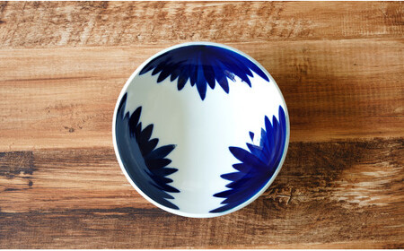 A12-89 伯父山 菊の馨 サラダボウル 有田焼