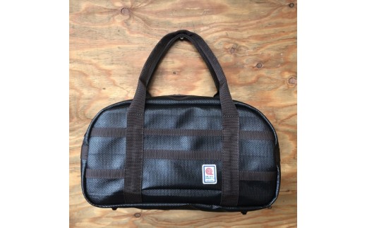 011-001　【FHP】ボストンバッグ　ブラック　M【パイピングカラー：黒】