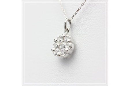 ネックレス PT900 プラチナ ダイヤモンド 0.3ct フラワー モチーフ 小ぶり ペンダント【f024-pt】 [株式会社オーダーメイドジュエリーメイ 山梨県 韮崎市 20742953] アクセ