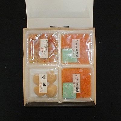 ふるさと納税 根室市 いくら醤油漬50g×2P・ボイルたらばがに剥き身70g×1P・ほたて貝柱65g×1P A-42133 |  | 01