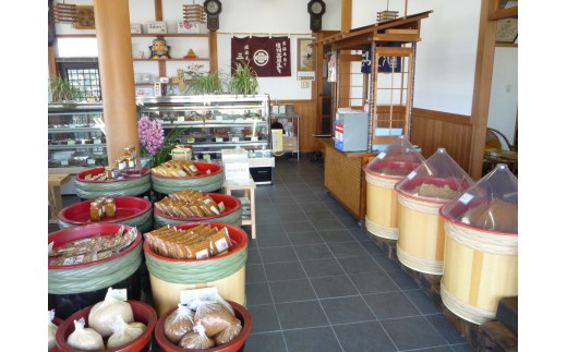 長いものシャキシャキ感　昆布の旨味とほのかに香るゆず皮の風味がアクセントの醤油漬