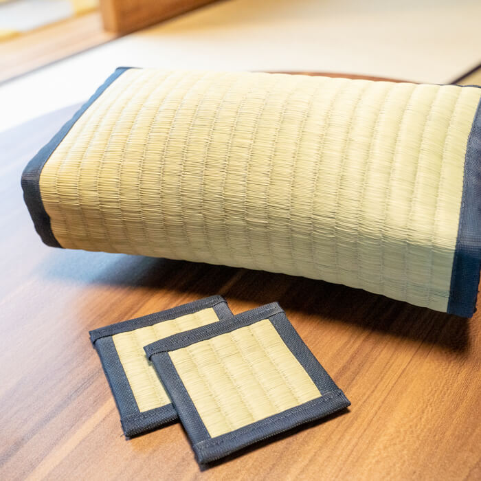 【ふるさと納税】職人の手作り品　天然い草の枕とコースターセット
