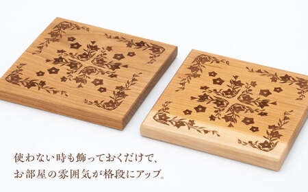 デザインカッティングボード＆コースター4個 桔梗柄 ヤマザクラ 瑞浪市 / YADOSHIBI まな板 木製 天然木 カッティングボード コースター おしゃれ[AZDI006]