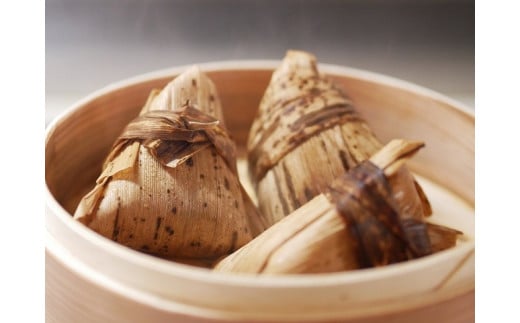 
中華ちまき 5個入り(1個80g) 五目ご飯 炊き込みご飯 釜飯 惣菜 おこわ もち米 おにぎり 冷凍食品 冷凍おにぎり 熨斗対応
