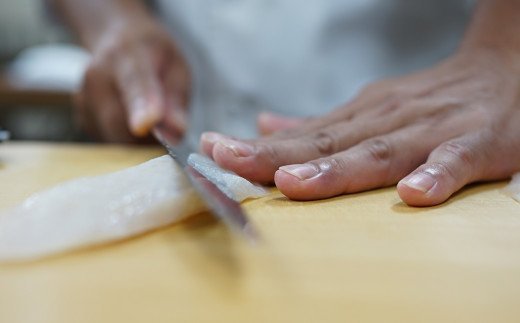 ふぐ専門卸会社直営！職人の技が光る！ふぐ良　ふぐ刺し（2〜3人前）