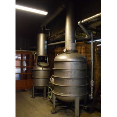 ふるさと納税 佐世保市 【毎月定期便】芋・麦・米焼酎　全部25度一升瓶飲み比べ3本セット【梅ヶ枝酒造】全6回 |  | 02