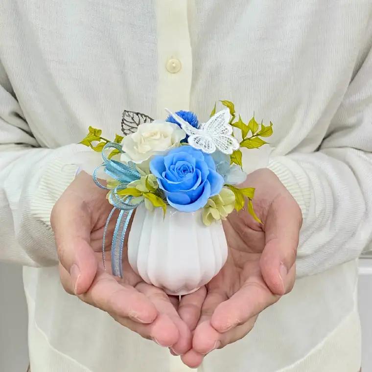 プリザーブドフラワー　フェアリー　ブルー【埼玉県 春日部市 青系 ミニサイズ かわいい 雑貨 卓上 ギフト 女性向け プレゼント】（AJ272）
