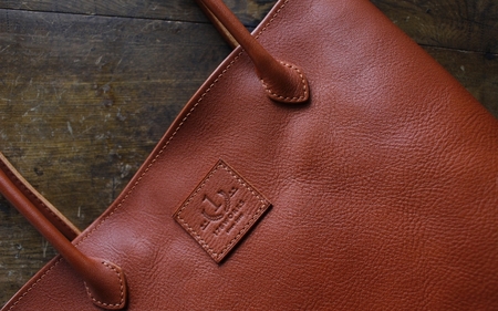 牛革バッグ 本革 手縫い の トートバッグ【work0002】